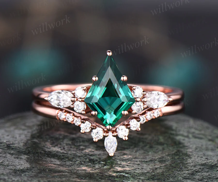 Image from Willwork Jewelry - Unique Vintage KiteC ut Emerald Engagement Ring Set
