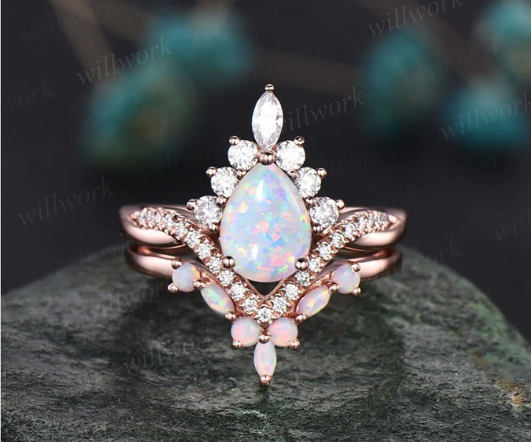Image from: Willwork Jewelry l Opal Ring Gold Women Vintage Pear Opal engagement ring set 