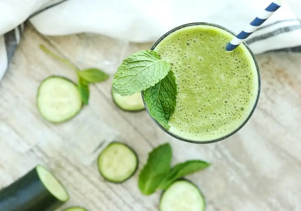 Image from: happyhealthymama.com l Cucumber Mint Refresher Smoothie
