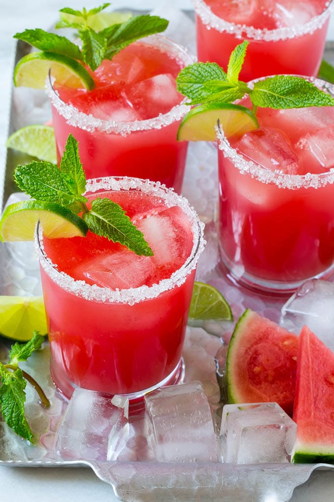 Image from: dinneratthezoo.com l Watermelon Agua Fresca