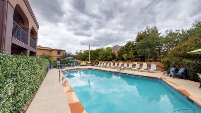 Sedona Hotel - Sedona Real Inn & Suites